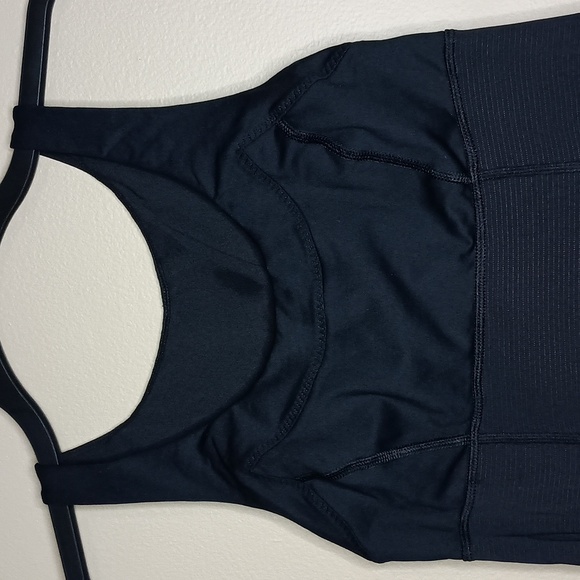 Lululemon Run Tame Me Black Tank - Picture 2 of 8